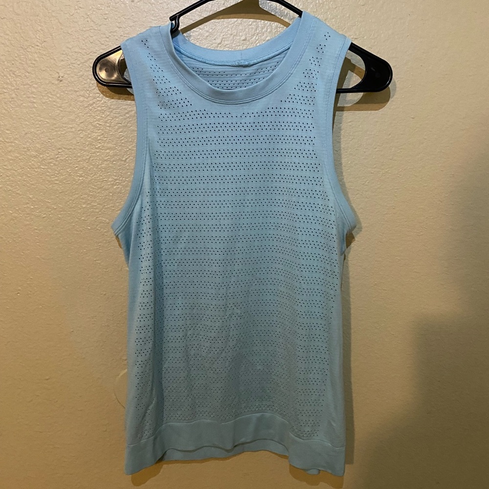 Baby blue lululemon tank